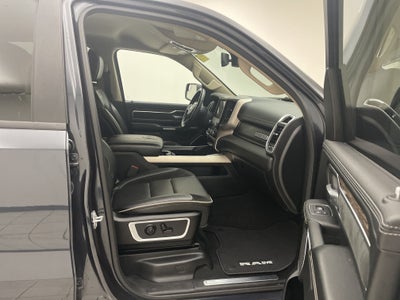 2019 RAM 1500 Laramie Crew Cab 4x4 5'7' Box