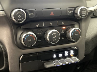2020 RAM 1500 Big Horn Quad Cab 4x4 6'4' Box