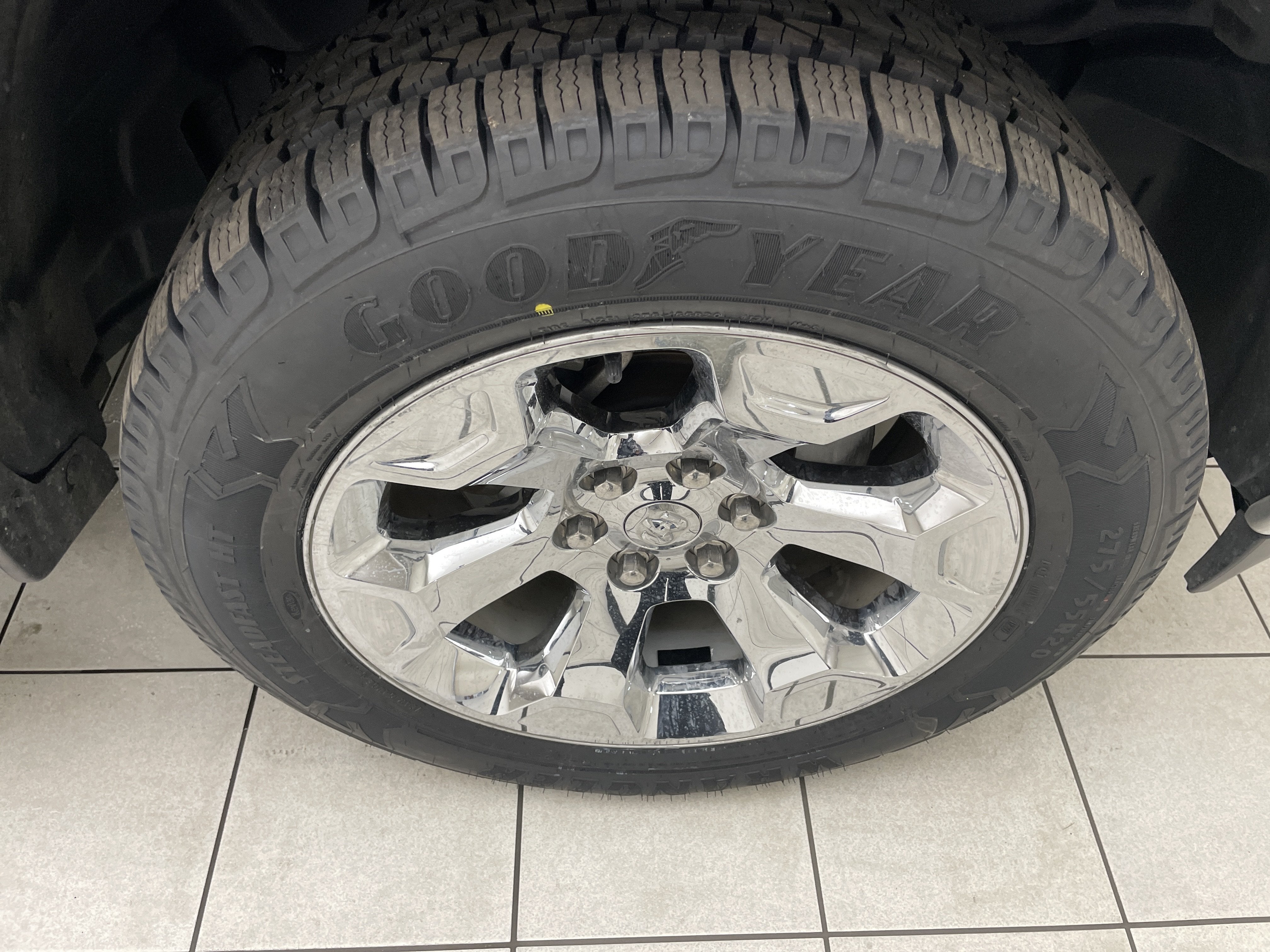 2019 RAM 1500 Big Horn/Lone Star Crew Cab 4x4 5'7' Box