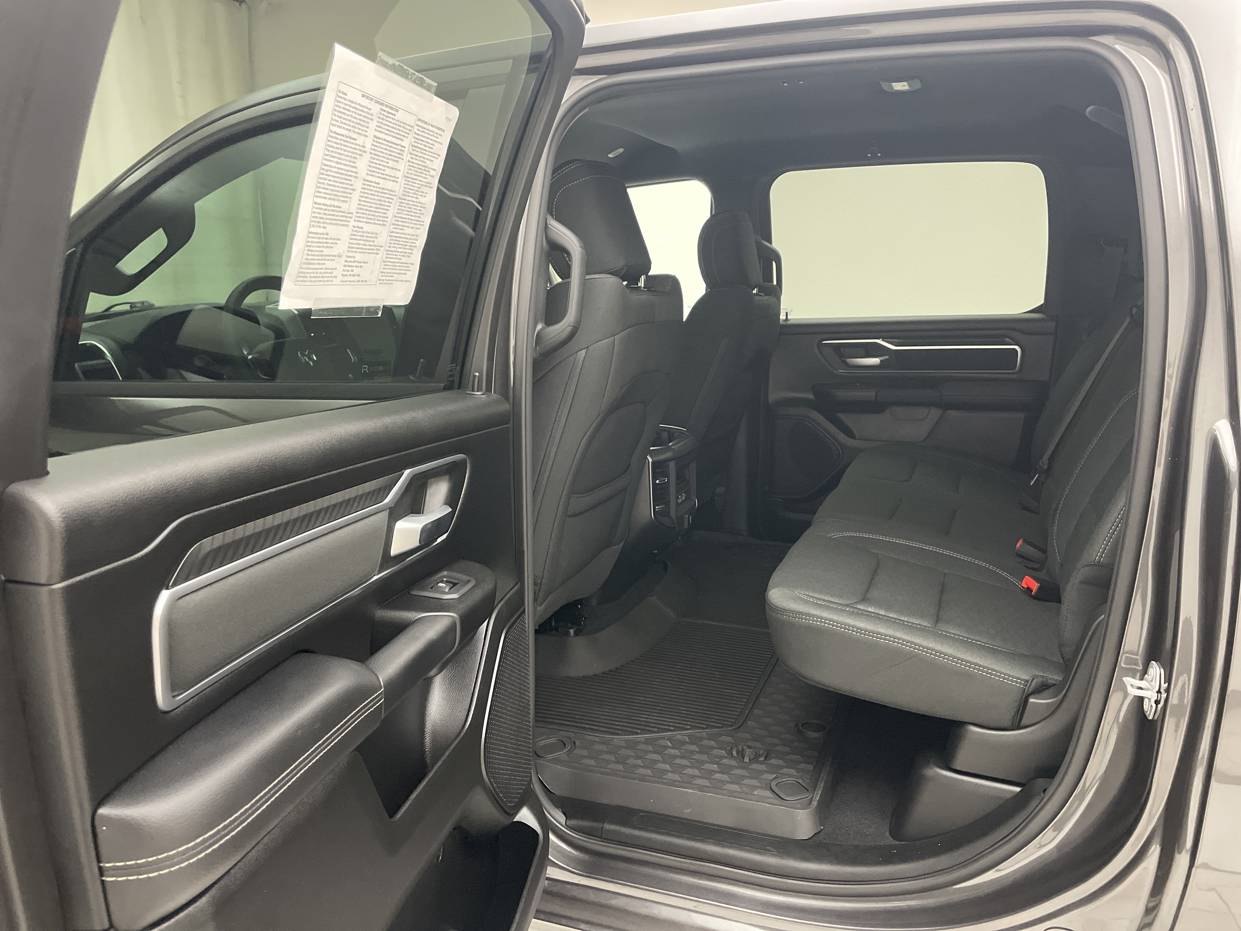 2026 RAM 1500 Big Horn Crew Cab 4x4 5'7' Box