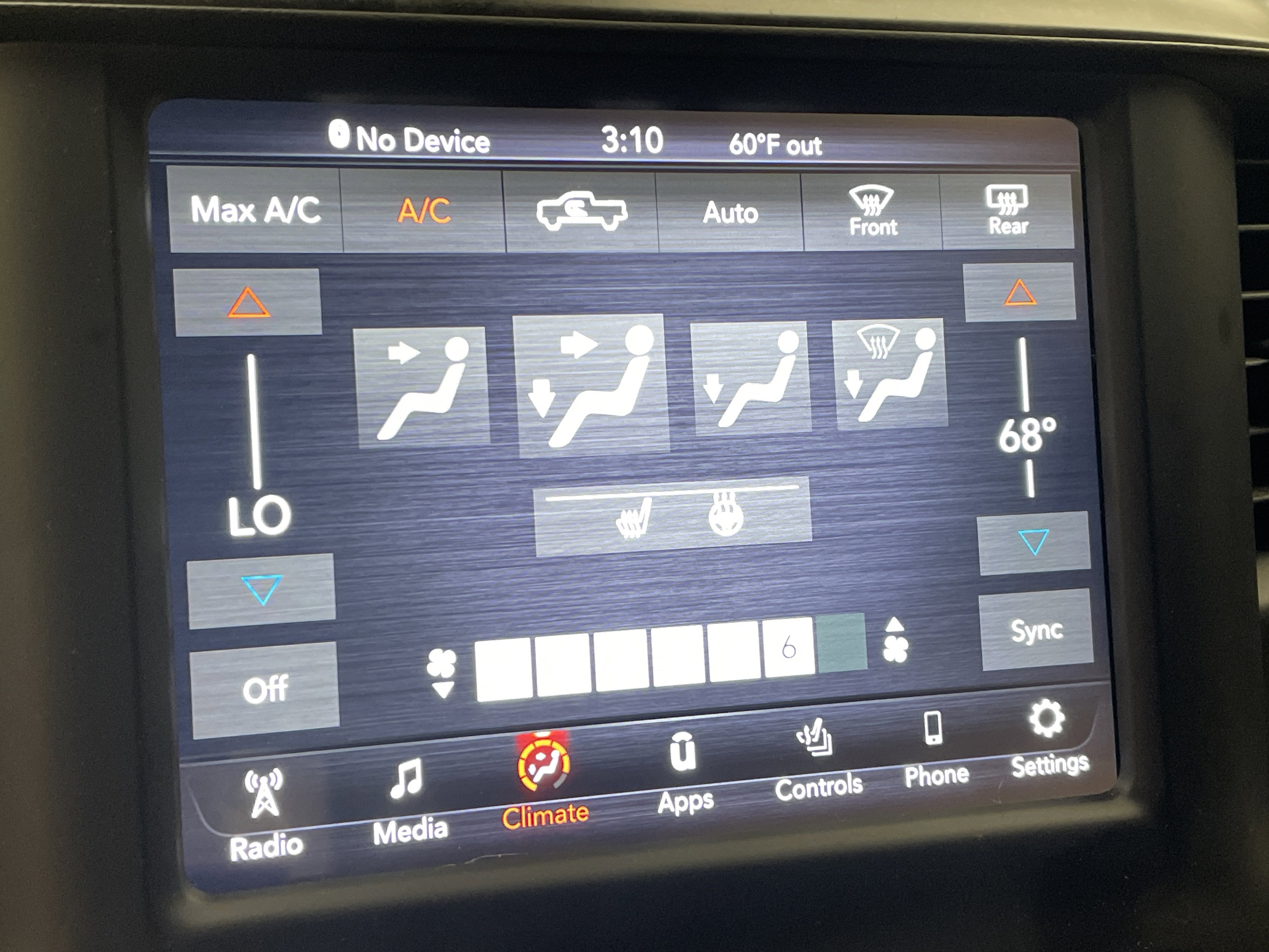 2020 RAM 1500 Big Horn Crew Cab 4x4 5'7' Box