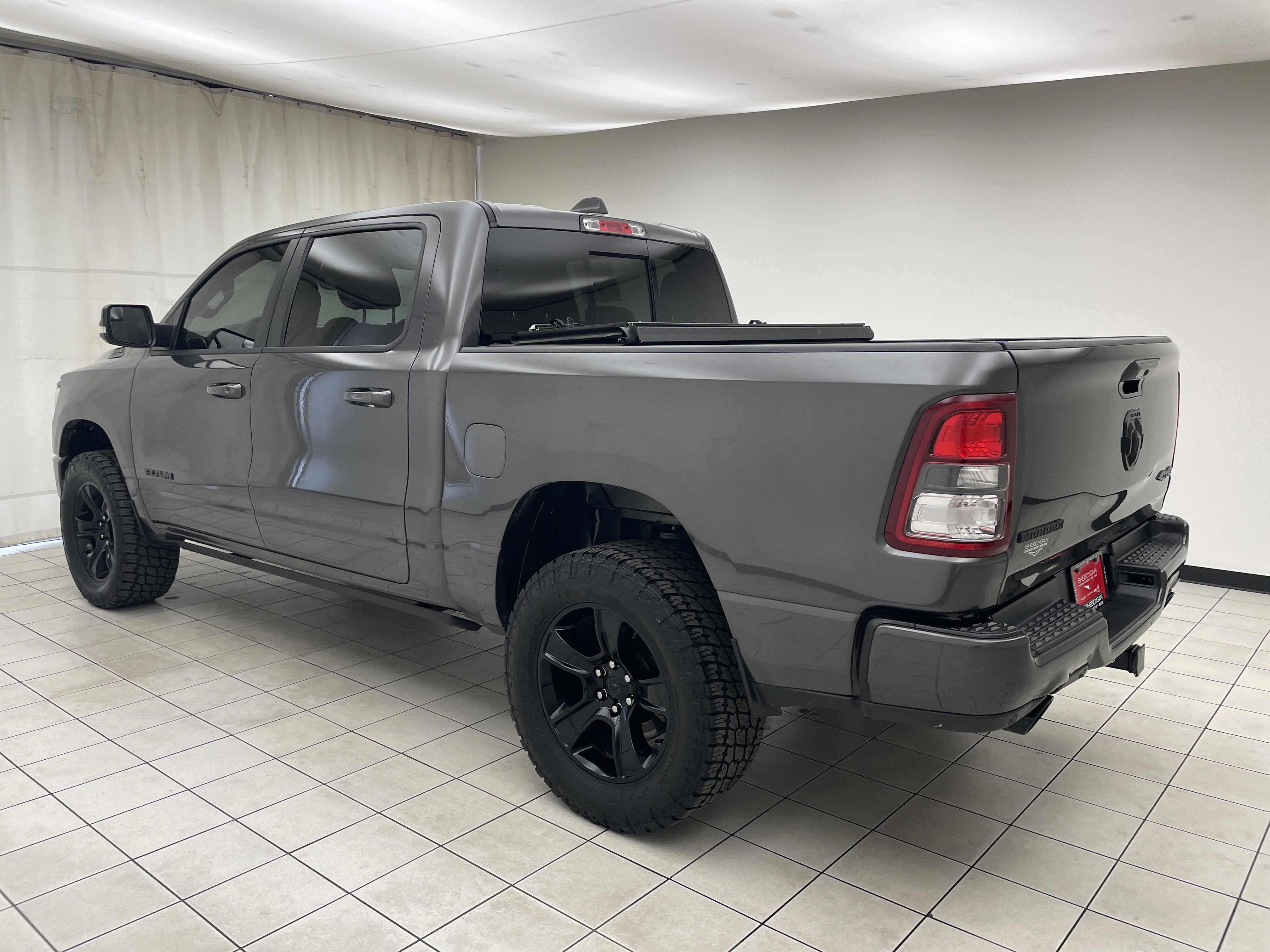2020 RAM 1500 Big Horn Crew Cab 4x4 5'7' Box