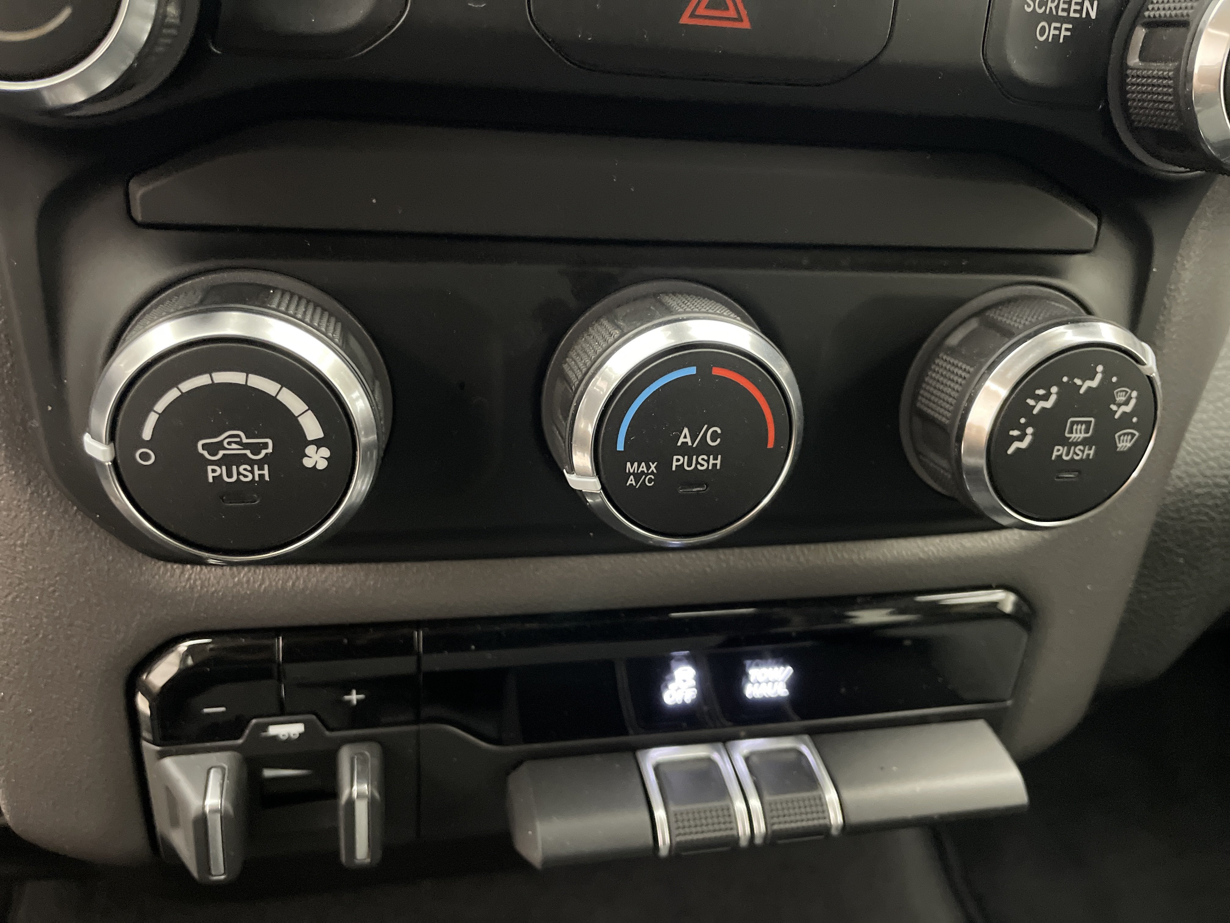 2019 RAM 1500 Big Horn/Lone Star Crew Cab 4x4 5'7' Box