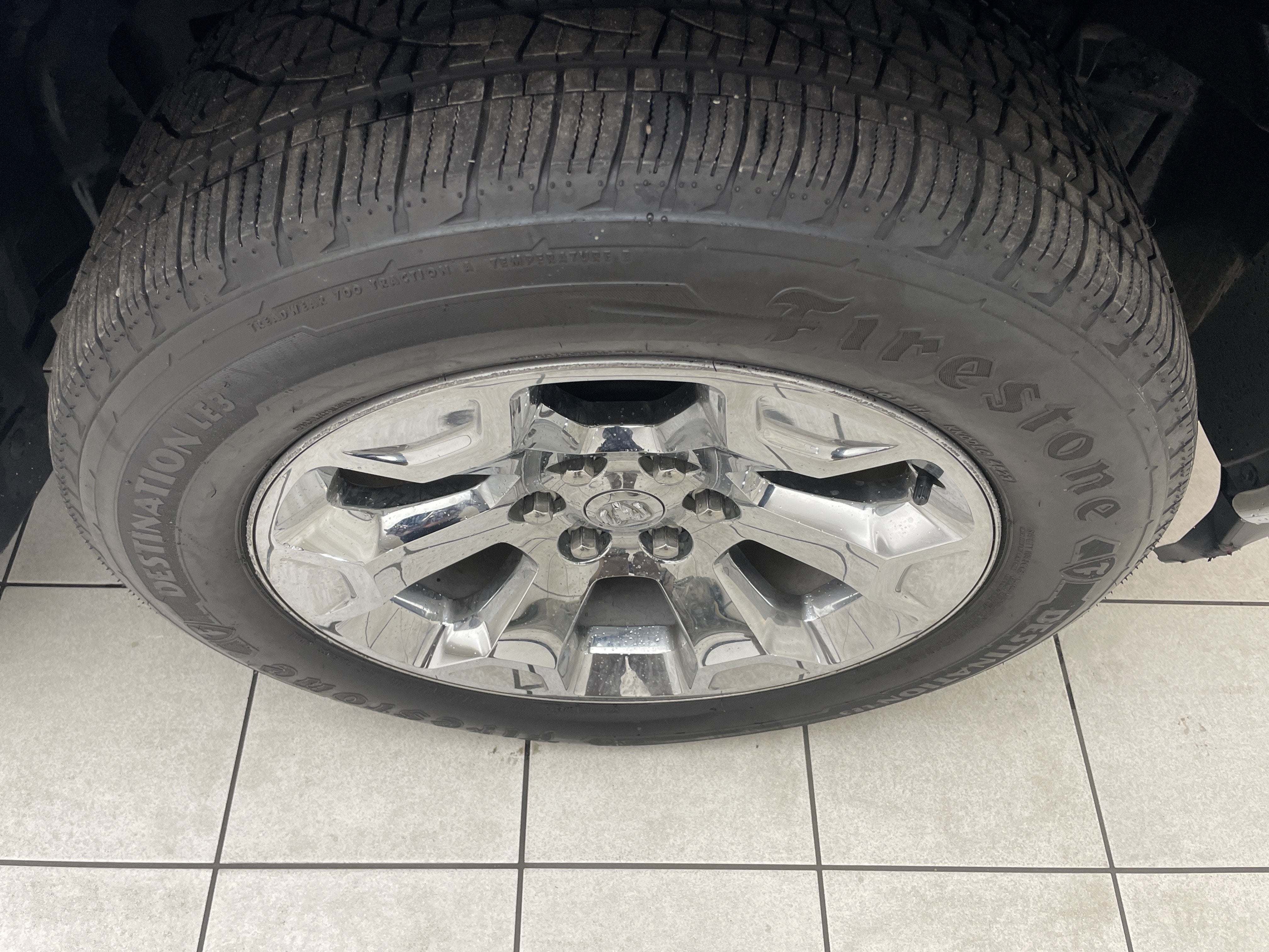 2019 RAM 1500 Big Horn/Lone Star Crew Cab 4x4 5'7' Box