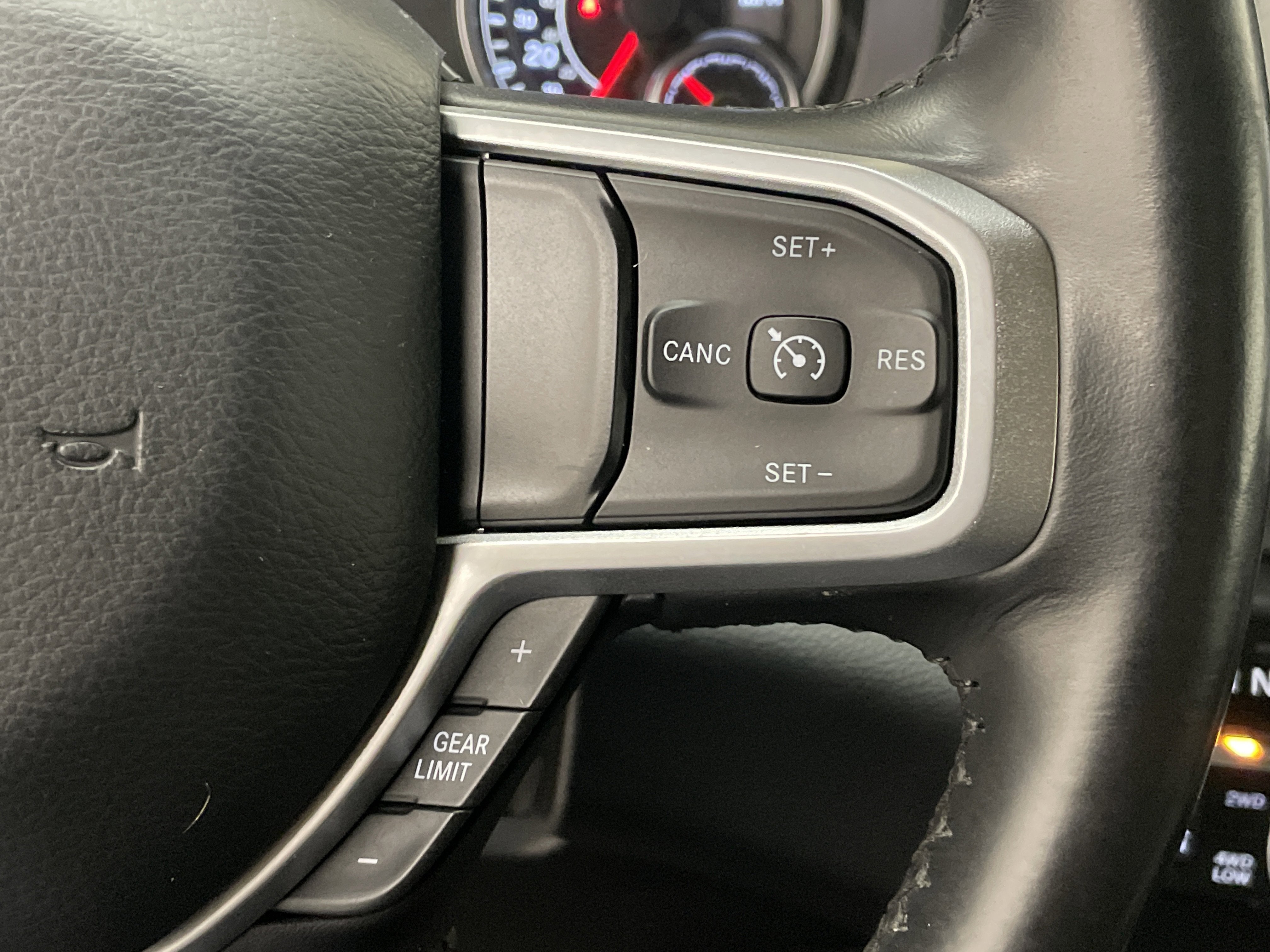 2019 RAM 1500 Big Horn/Lone Star Crew Cab 4x4 5'7' Box