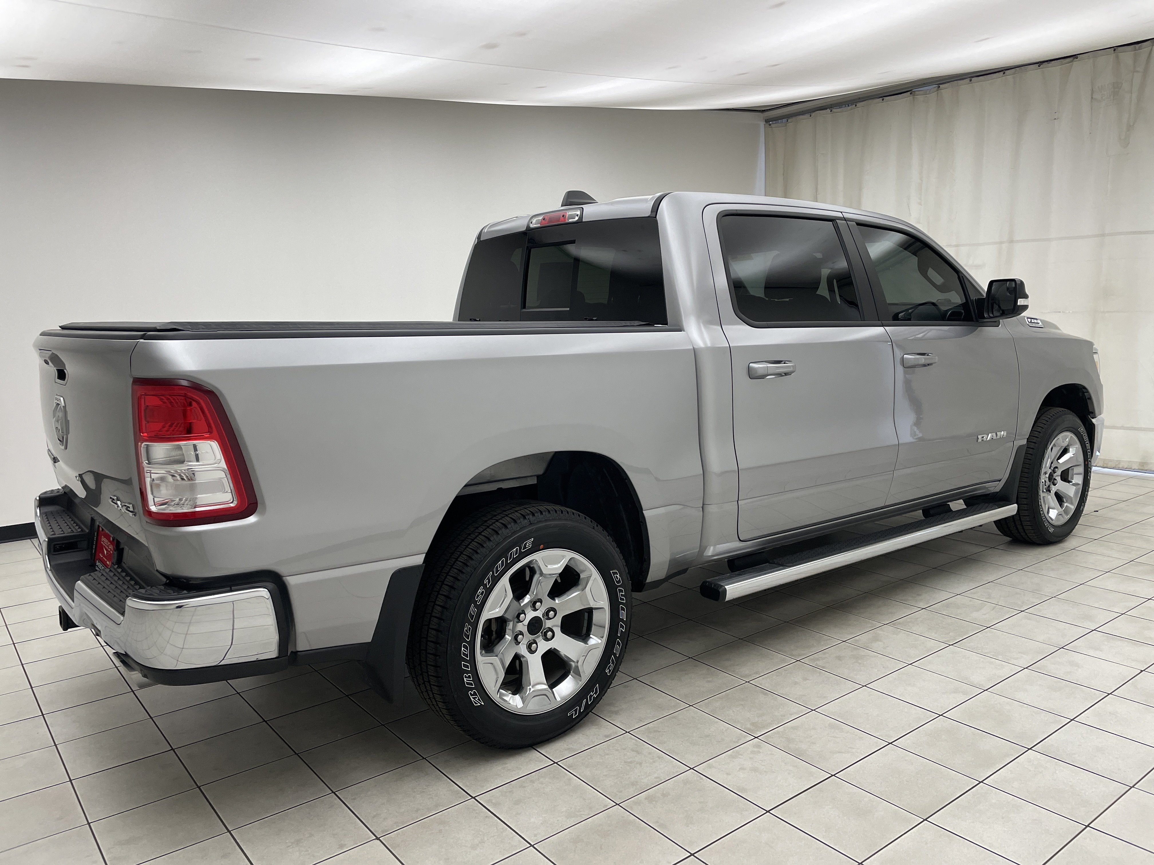 2022 RAM 1500 Big Horn Crew Cab 4x4 5'7' Box