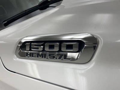 2020 RAM 1500 Laramie Longhorn Crew Cab 4x4 6'4' Box
