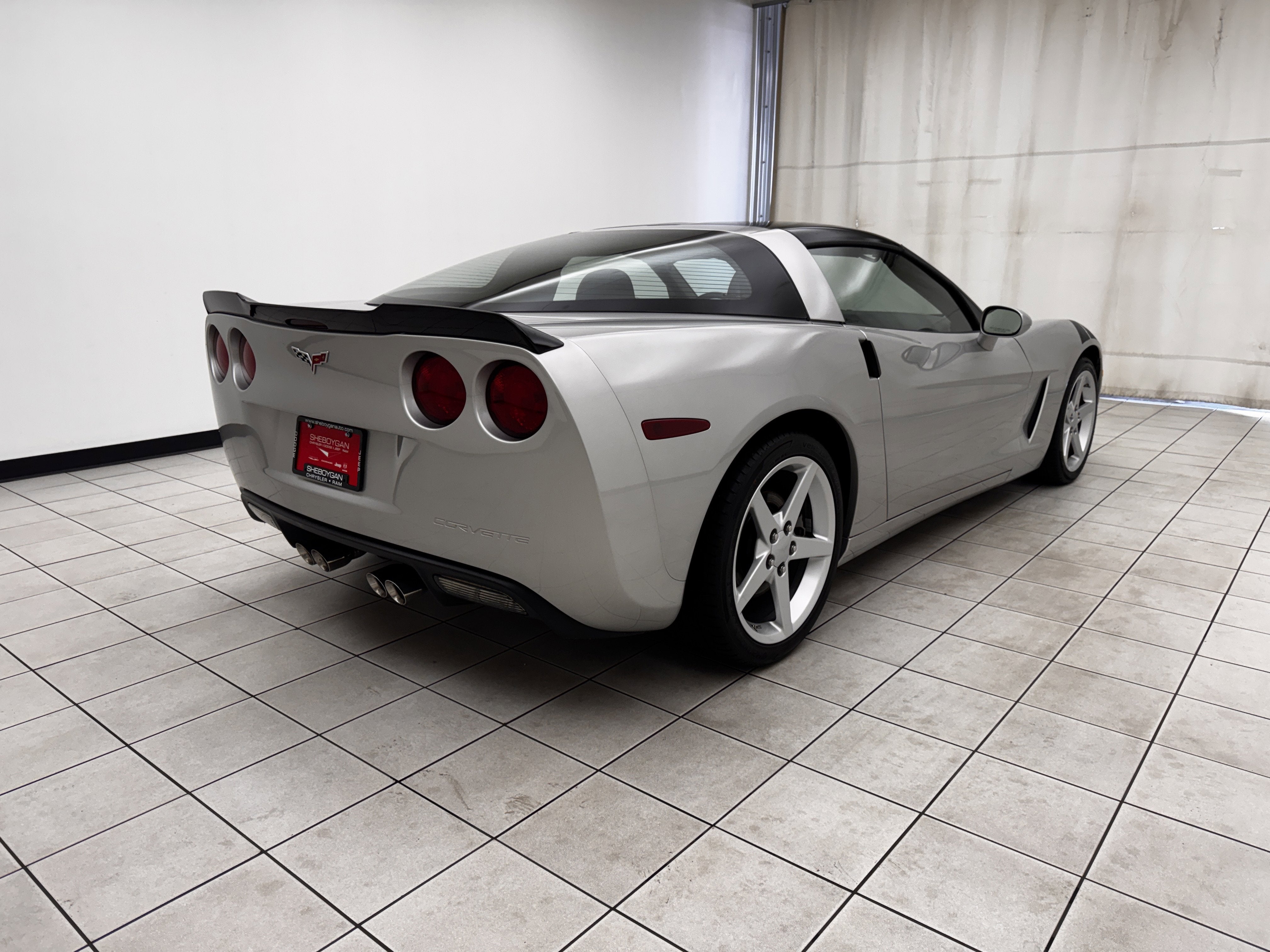 2005 Chevrolet Corvette Base