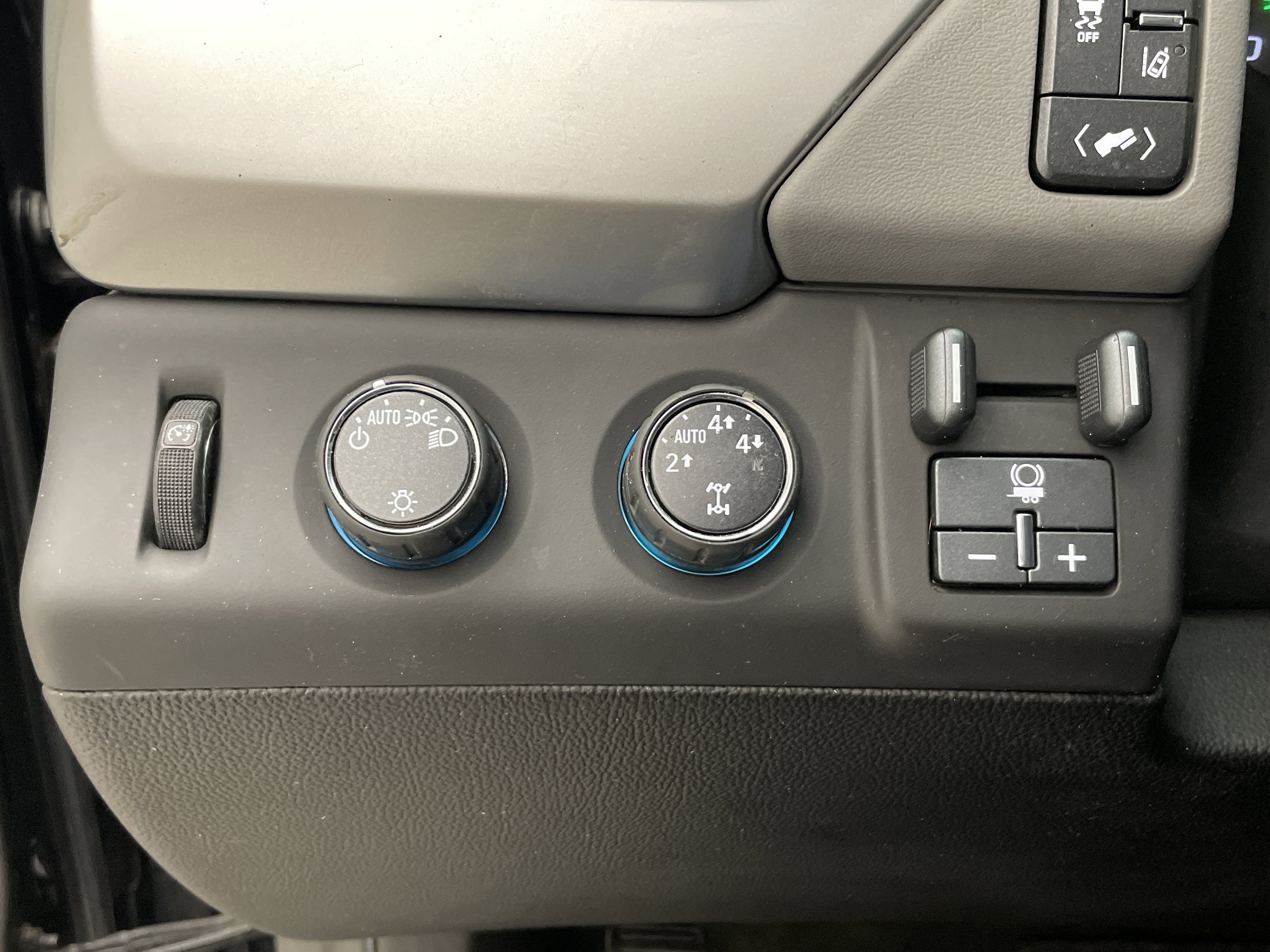 2015 Chevrolet Suburban 1500 LT