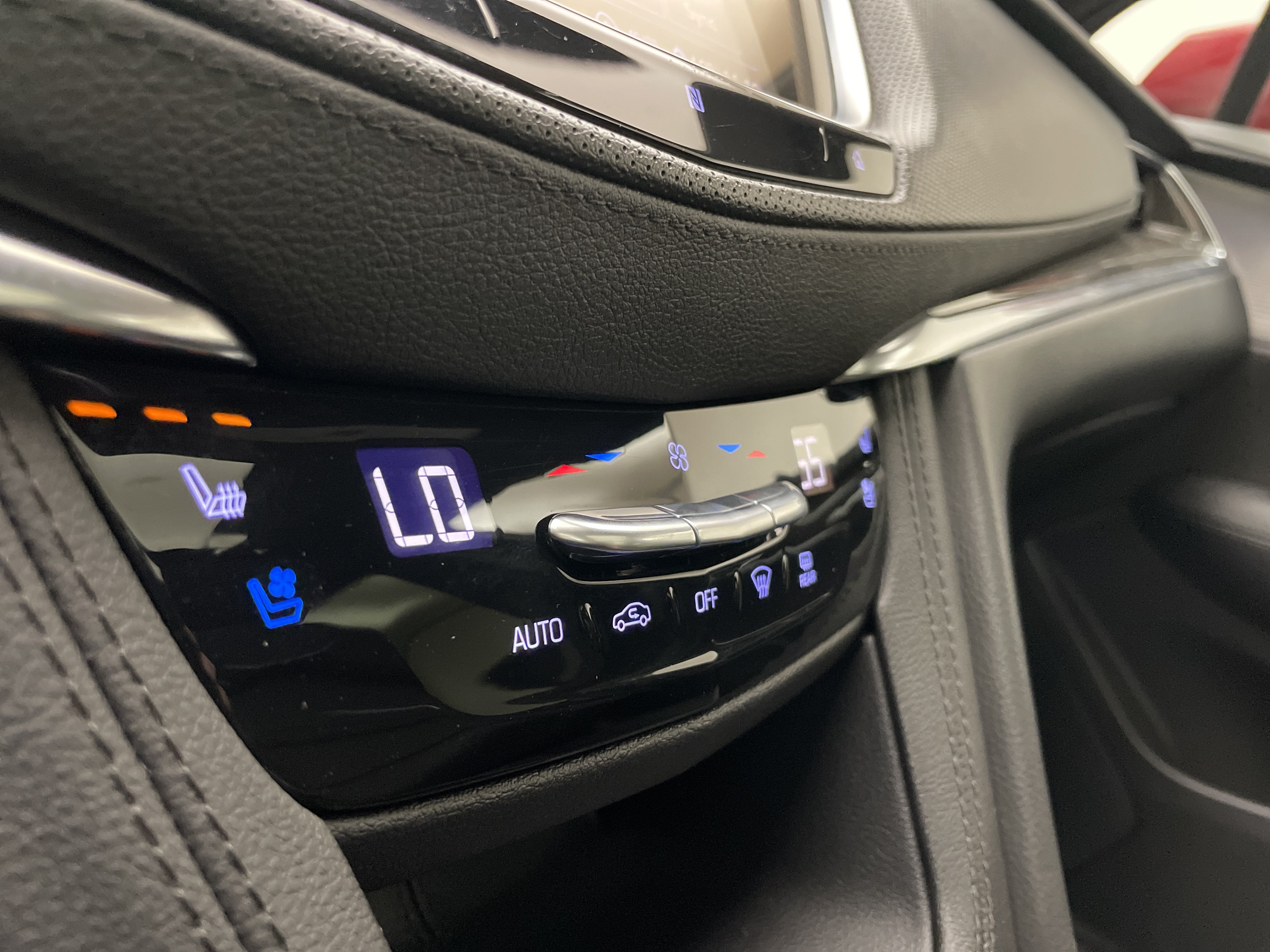 2020 Cadillac XT5 AWD Sport