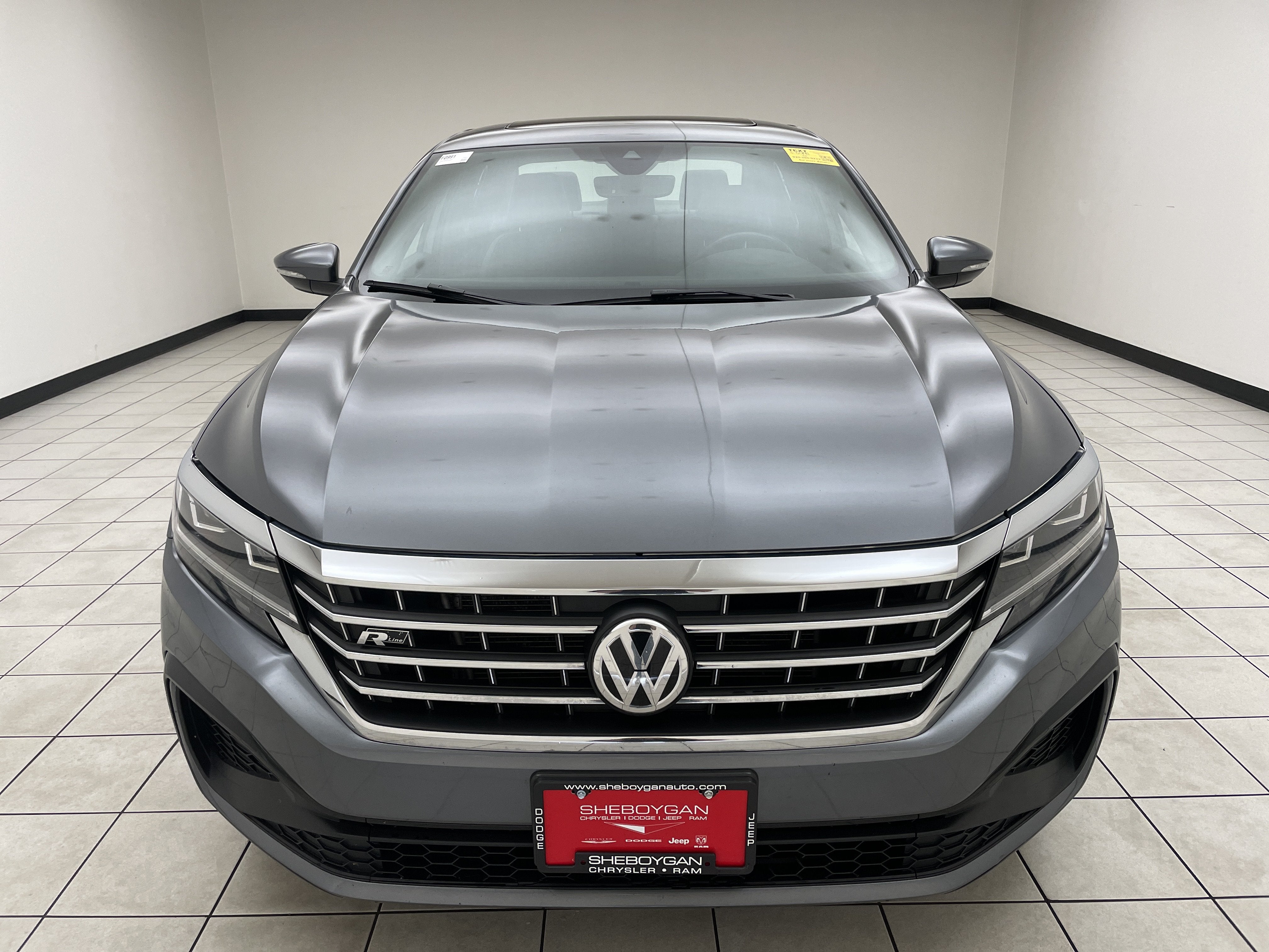 2021 Volkswagen Passat 2.0T R-Line