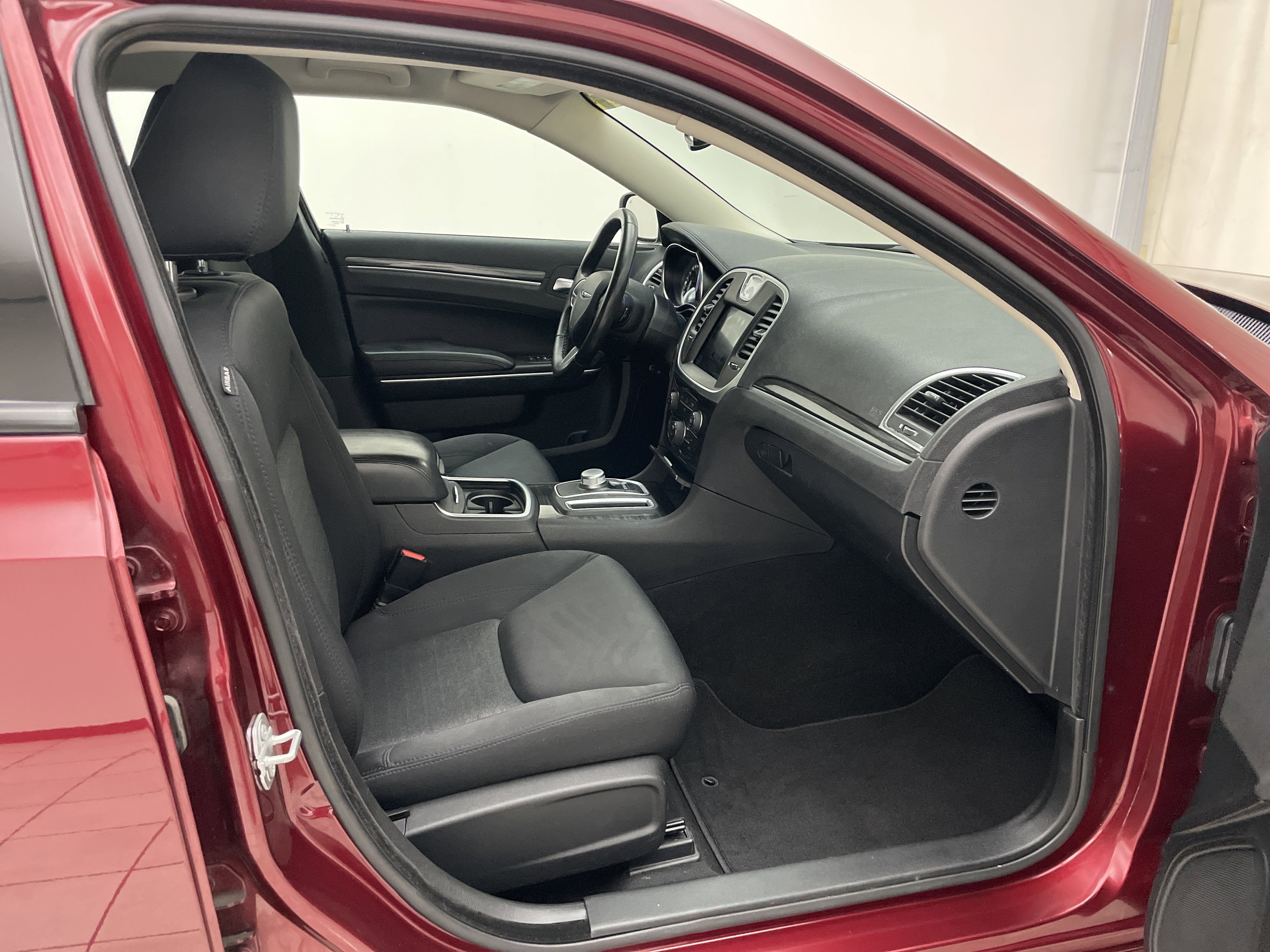 2019 Chrysler 300 Touring AWD
