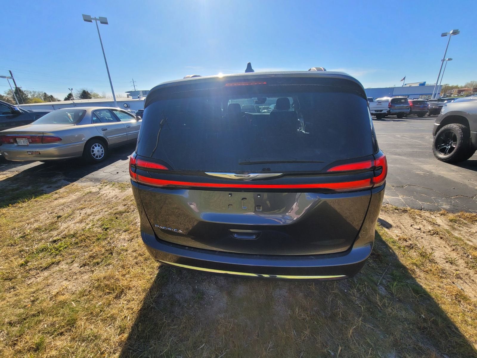 2022 Chrysler Pacifica Touring L