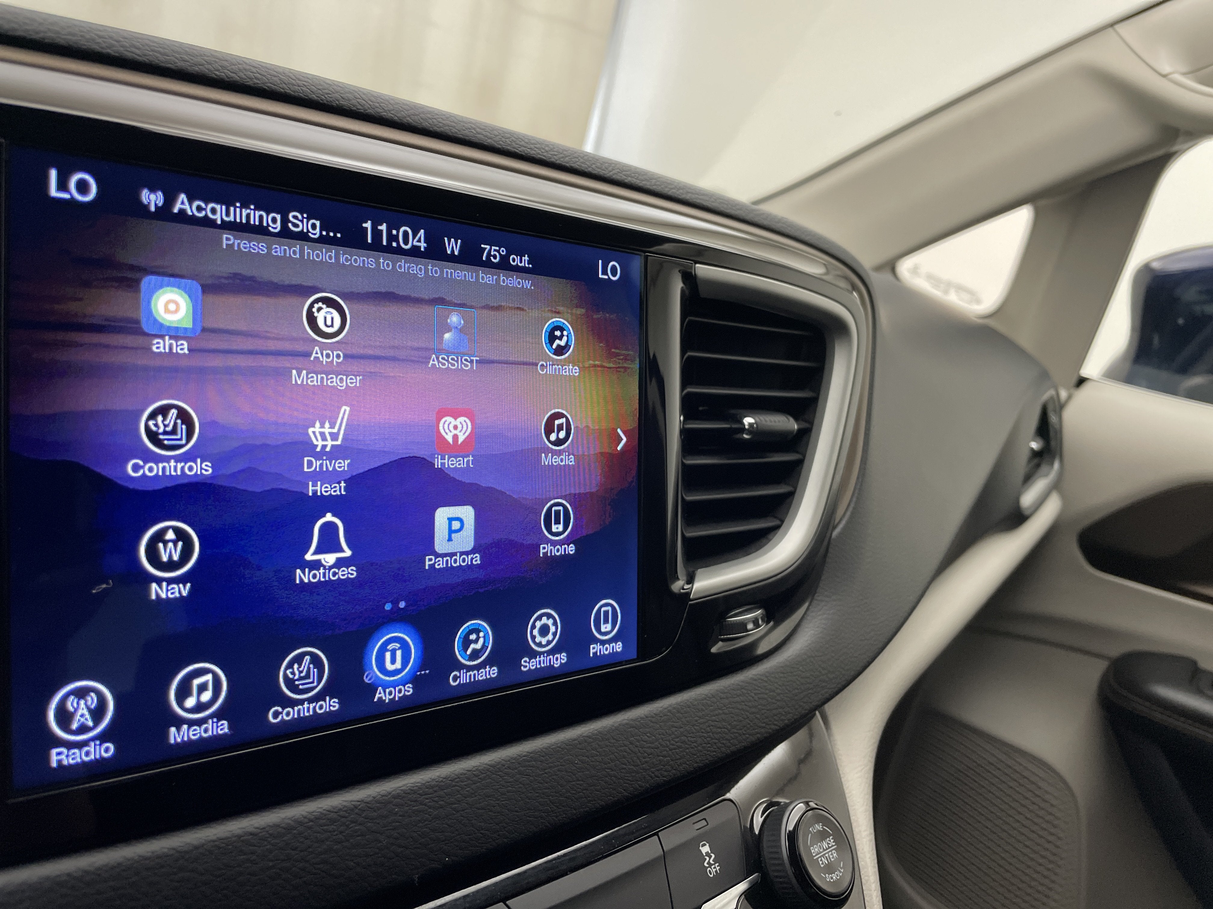 2017 Chrysler Pacifica Touring-L
