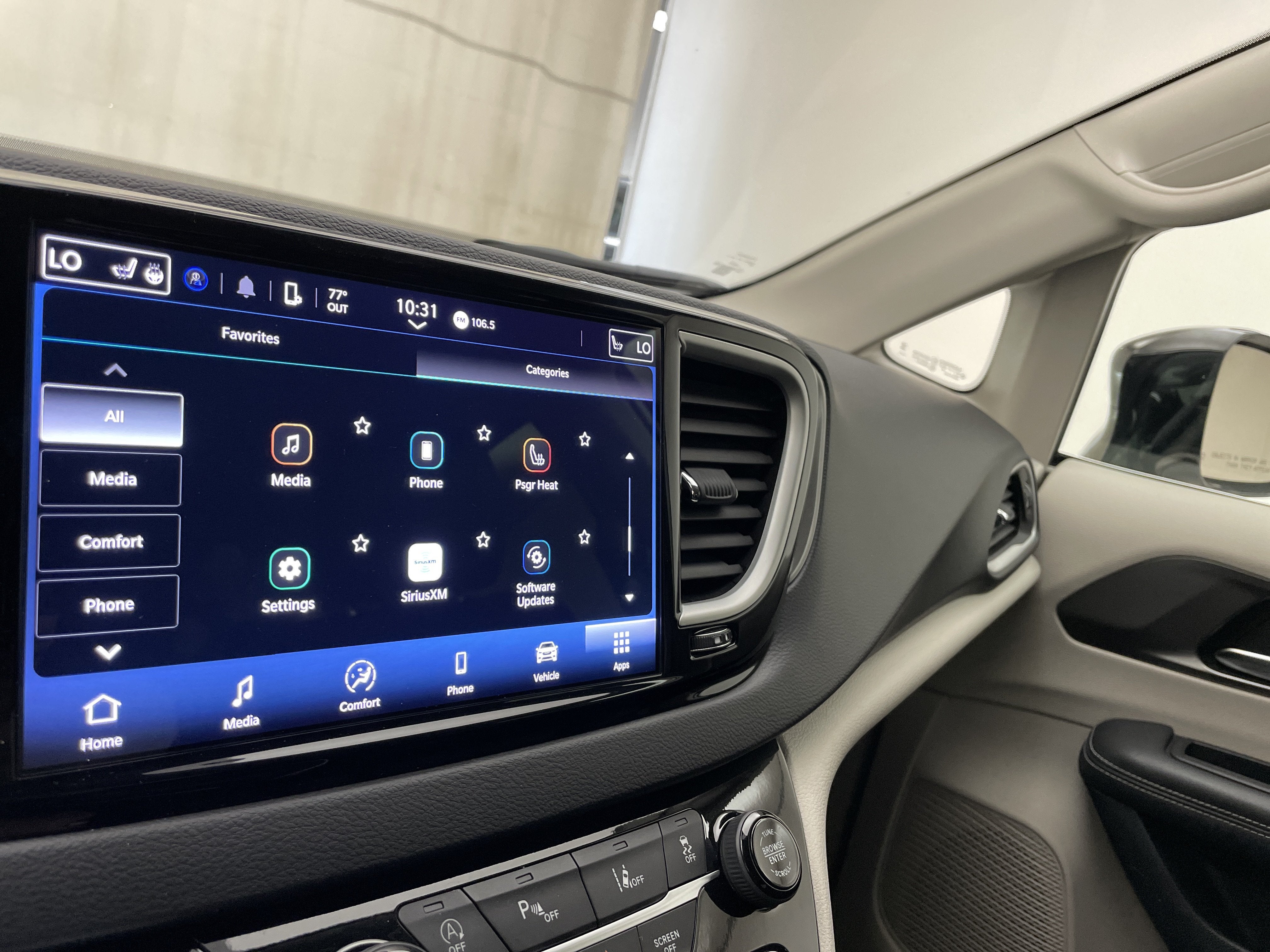 2024 Chrysler Pacifica Touring L