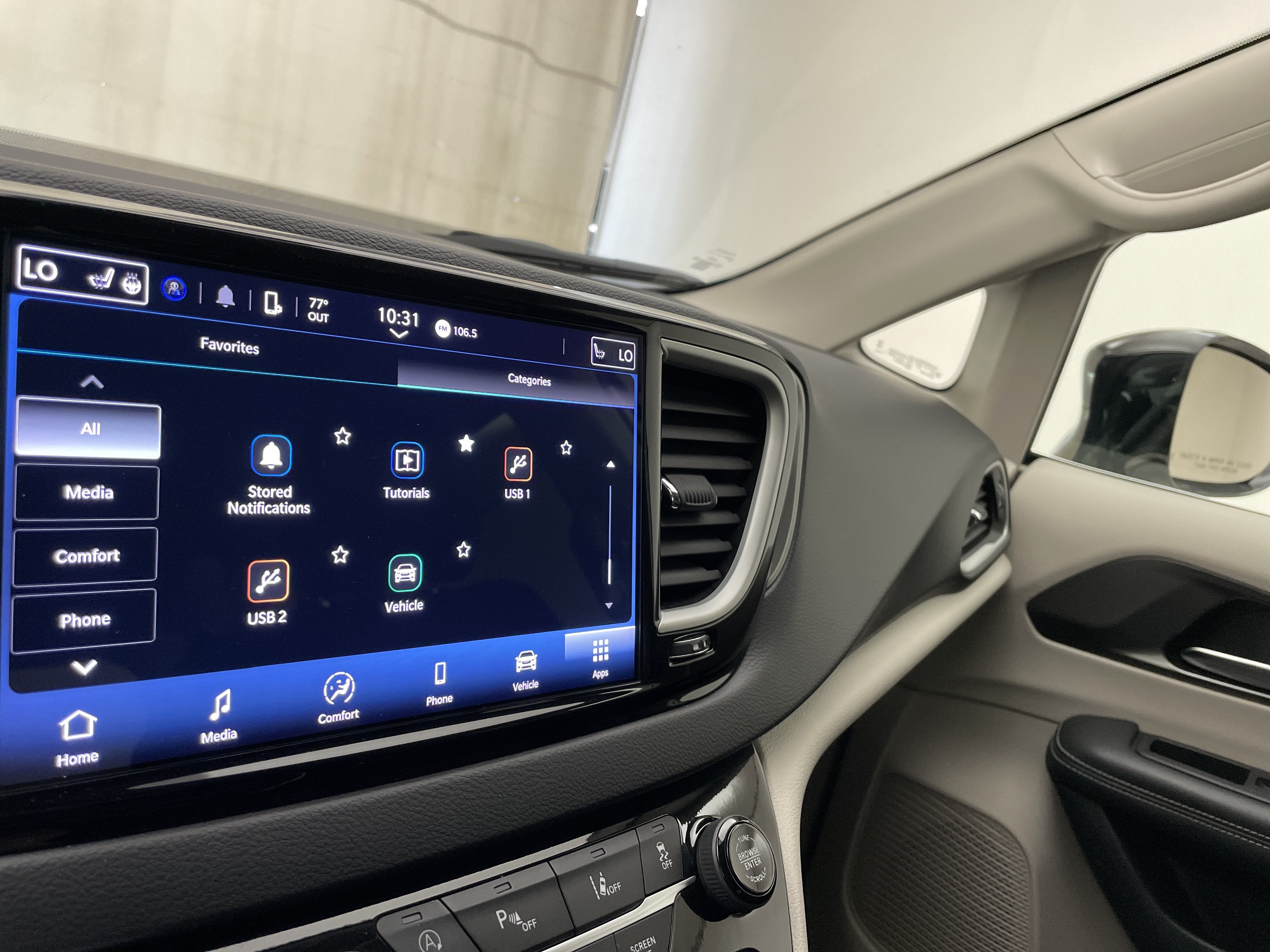 2024 Chrysler Pacifica Touring L