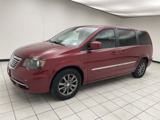2015 Chrysler Town &amp; Country S