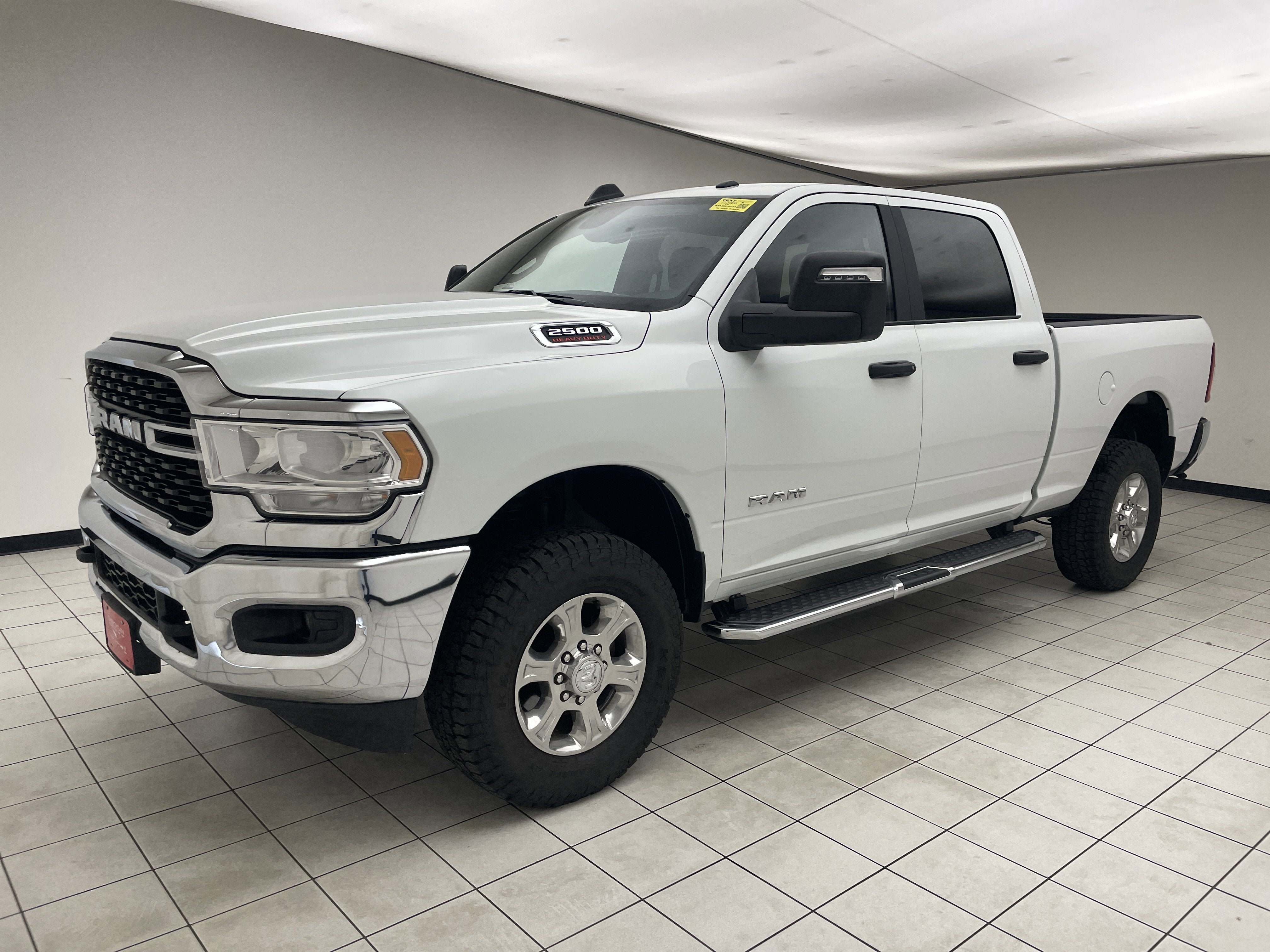 2024 RAM 2500 Big Horn Crew Cab 4x4 6'4' Box