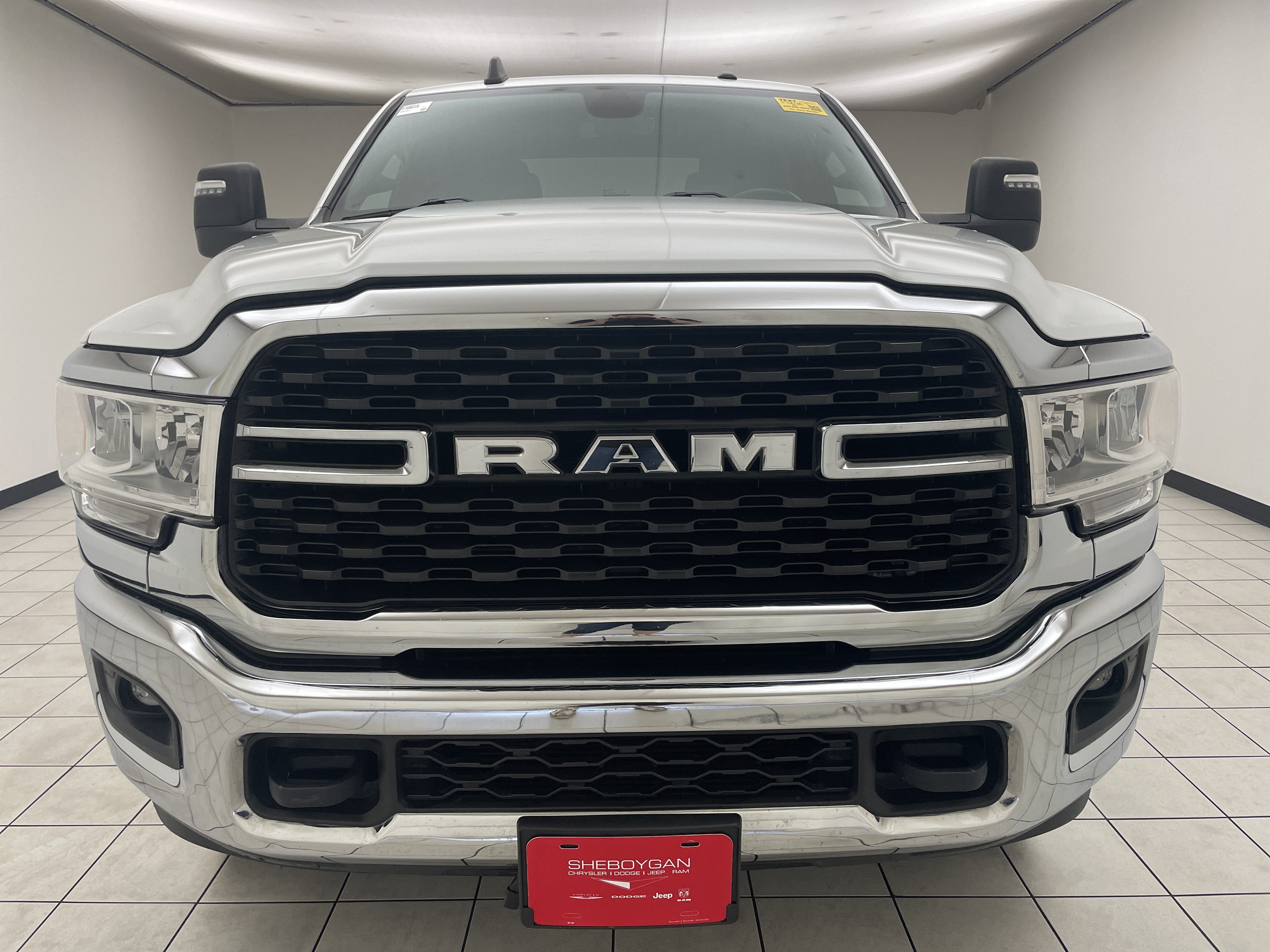 2023 RAM 2500 Big Horn Crew Cab 4x4 6'4' Box