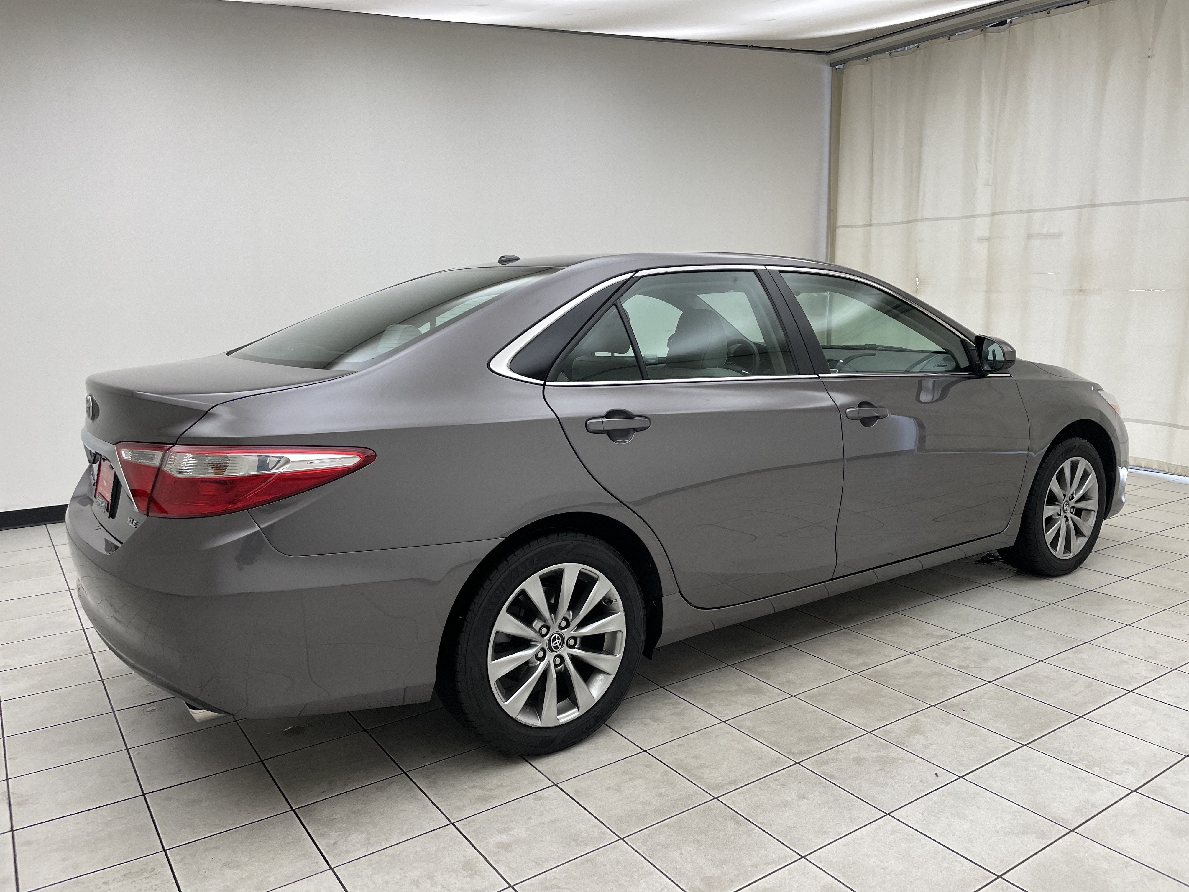 2017 Toyota Camry XLE