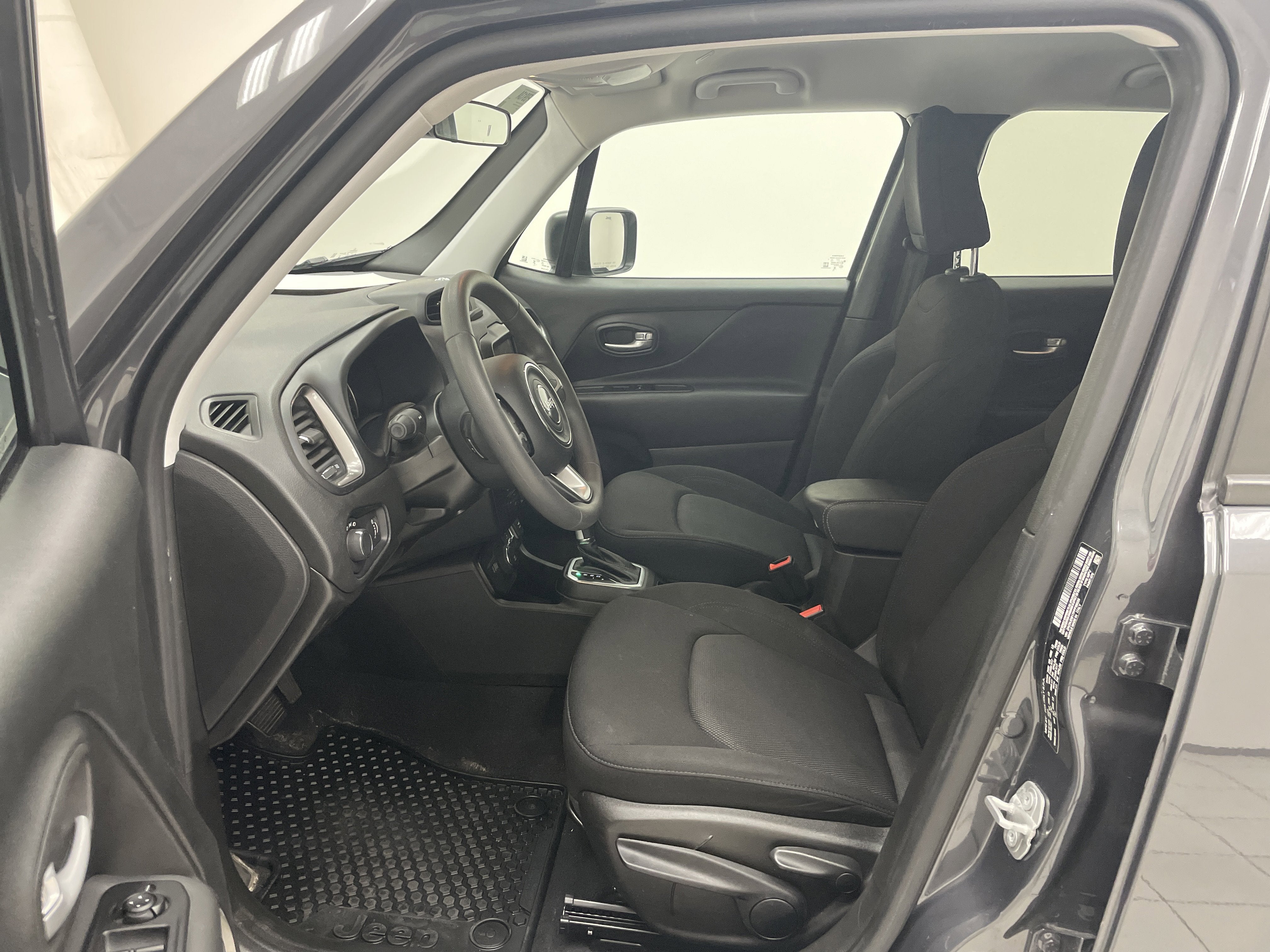 2023 Jeep Renegade Latitude 4x4