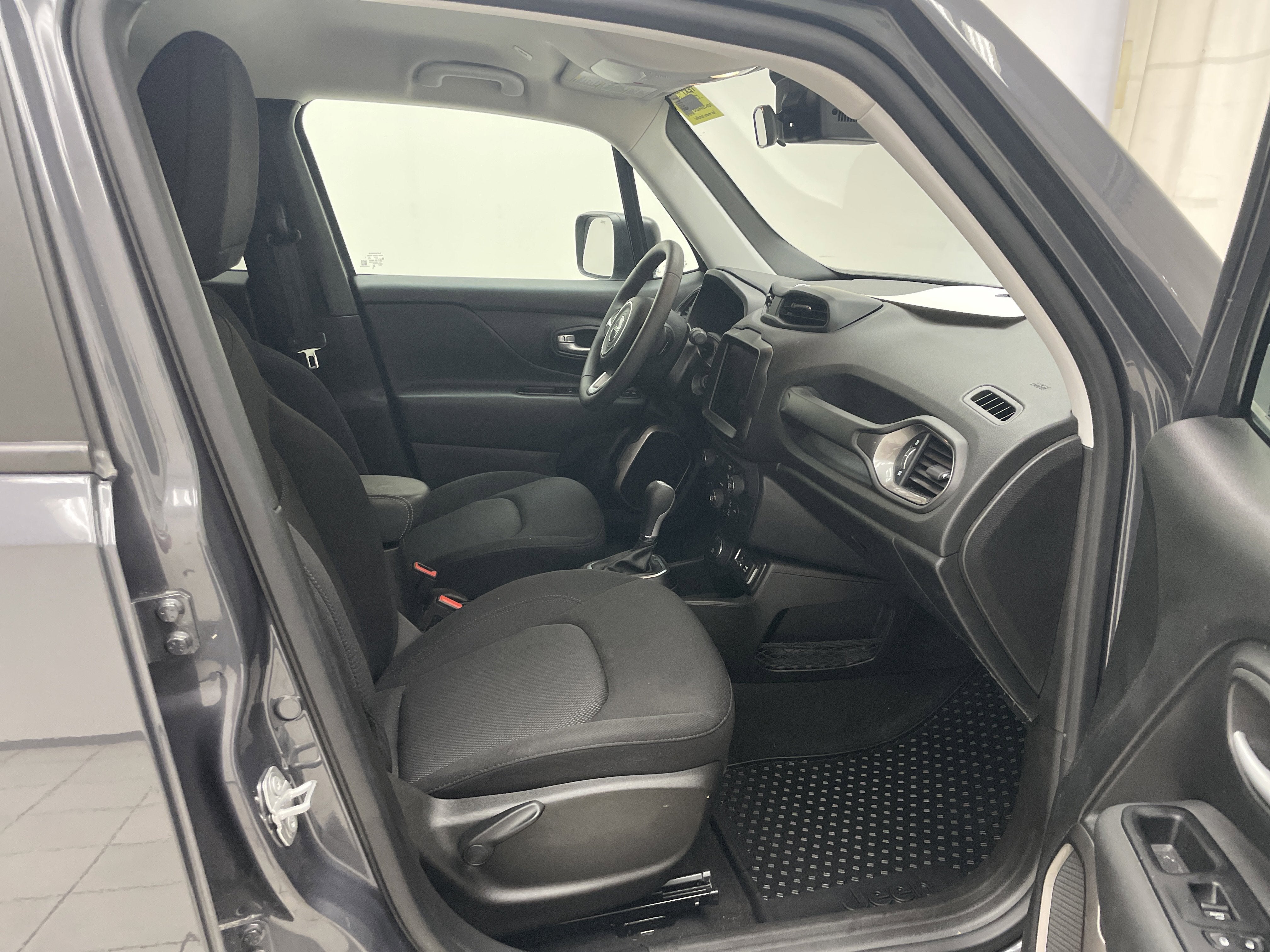 2023 Jeep Renegade Latitude 4x4
